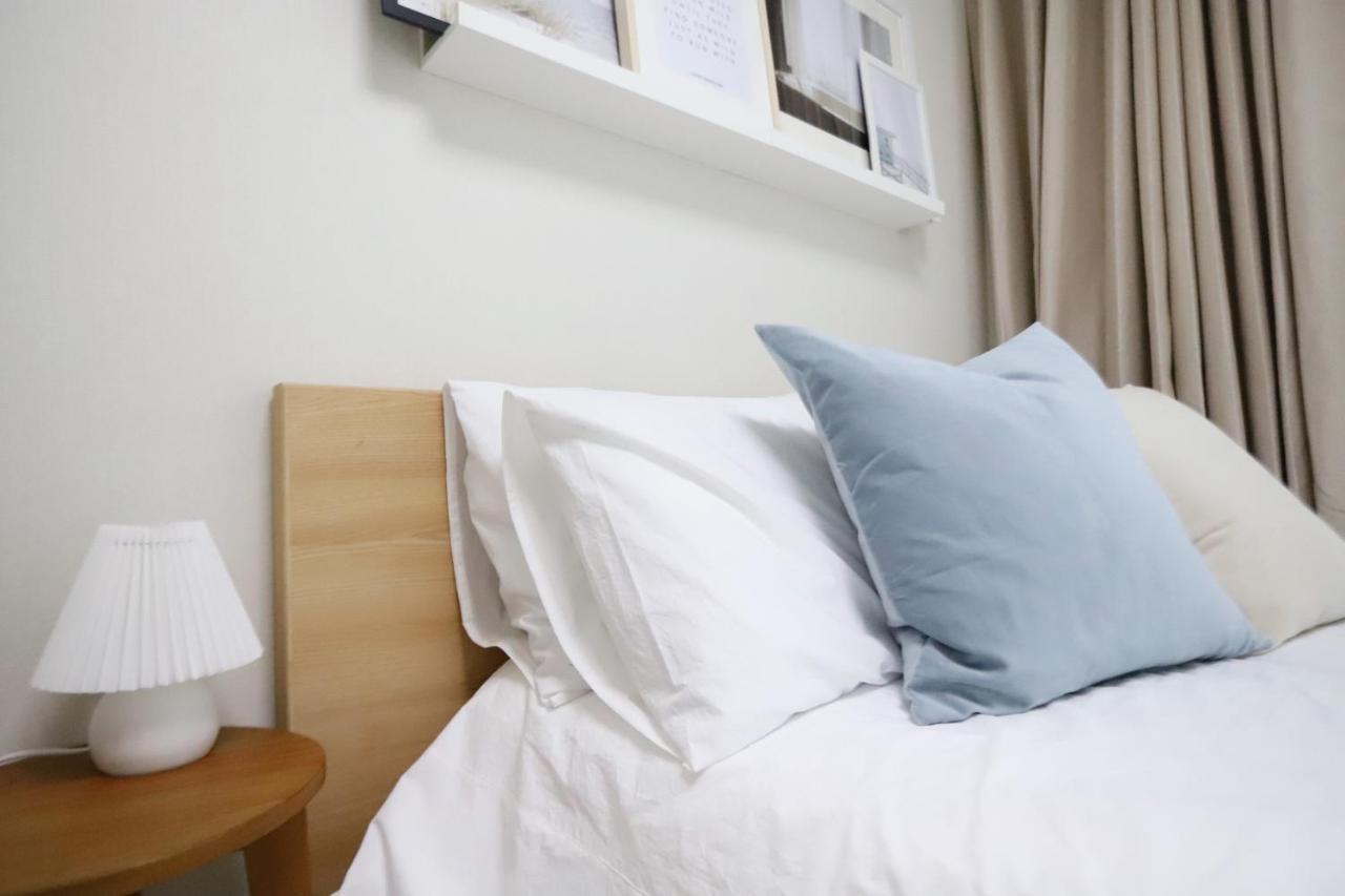 Apartment The Share Myeongdong Сеул Экстерьер фото