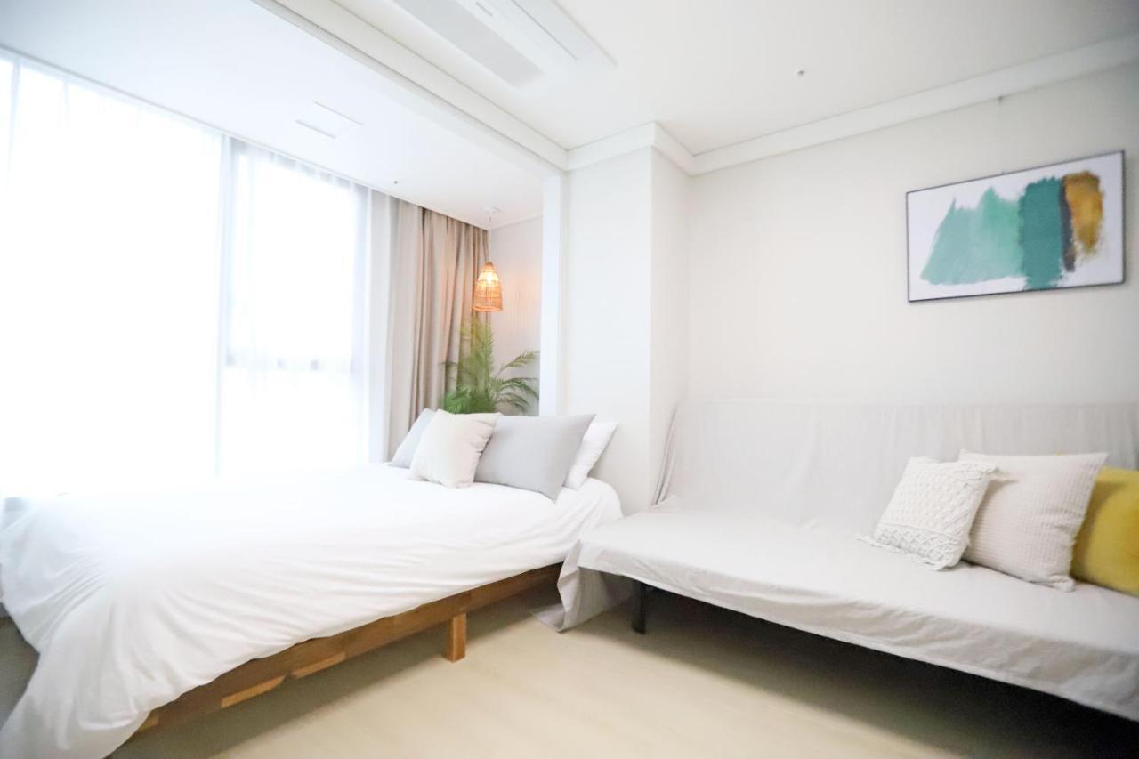 Apartment The Share Myeongdong Сеул Экстерьер фото