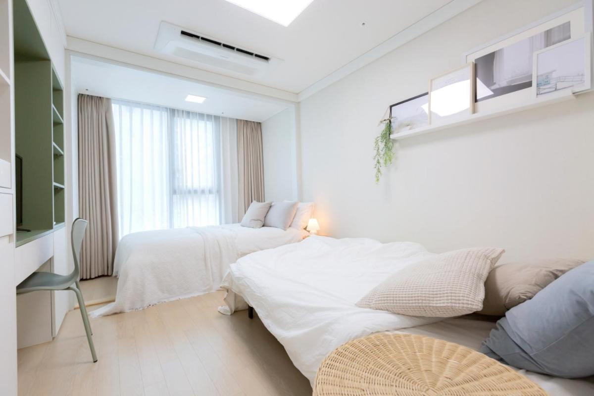 Apartment The Share Myeongdong Сеул Экстерьер фото