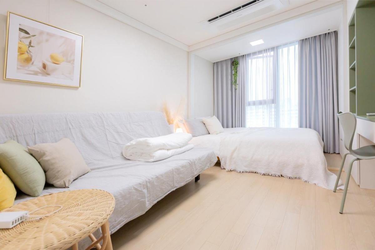 Apartment The Share Myeongdong Сеул Экстерьер фото